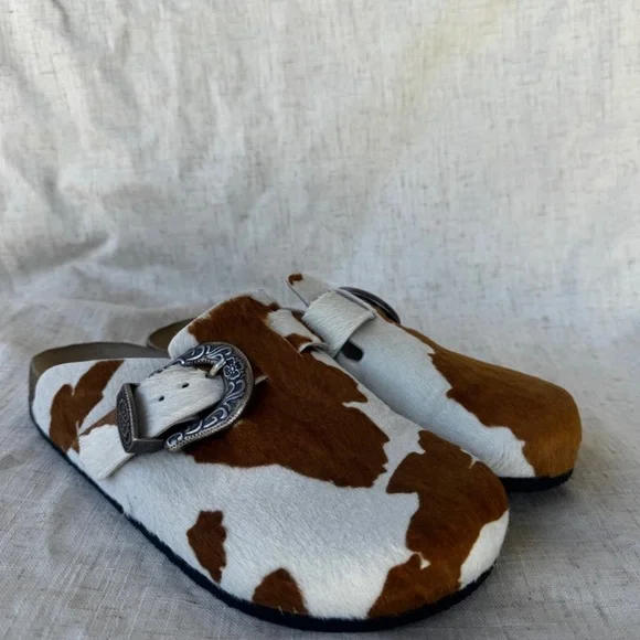 Brother Vellies The Greg Cow Print Brown and White Mules - Picture 2 of 8